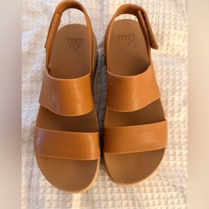 REEF Platform Sandals Size 11 Tan Double Strap Slingback